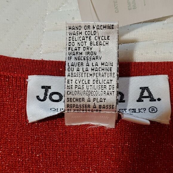 NWT 2 Identical Silk Tank Tops Ladies M - Picture 5 of 12